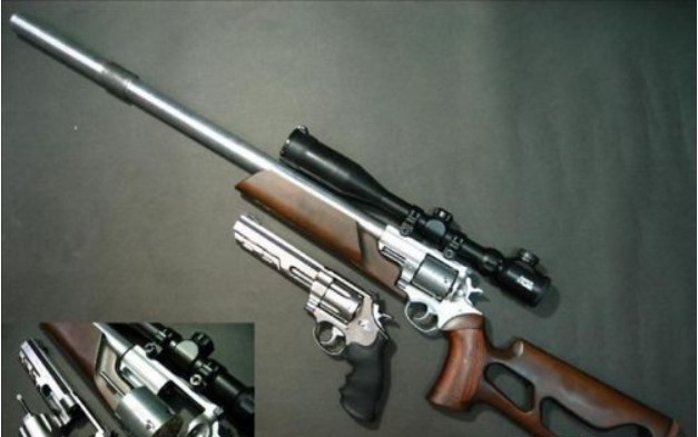 左轮手枪被改造为狙击枪是的确存在的,多图为证!