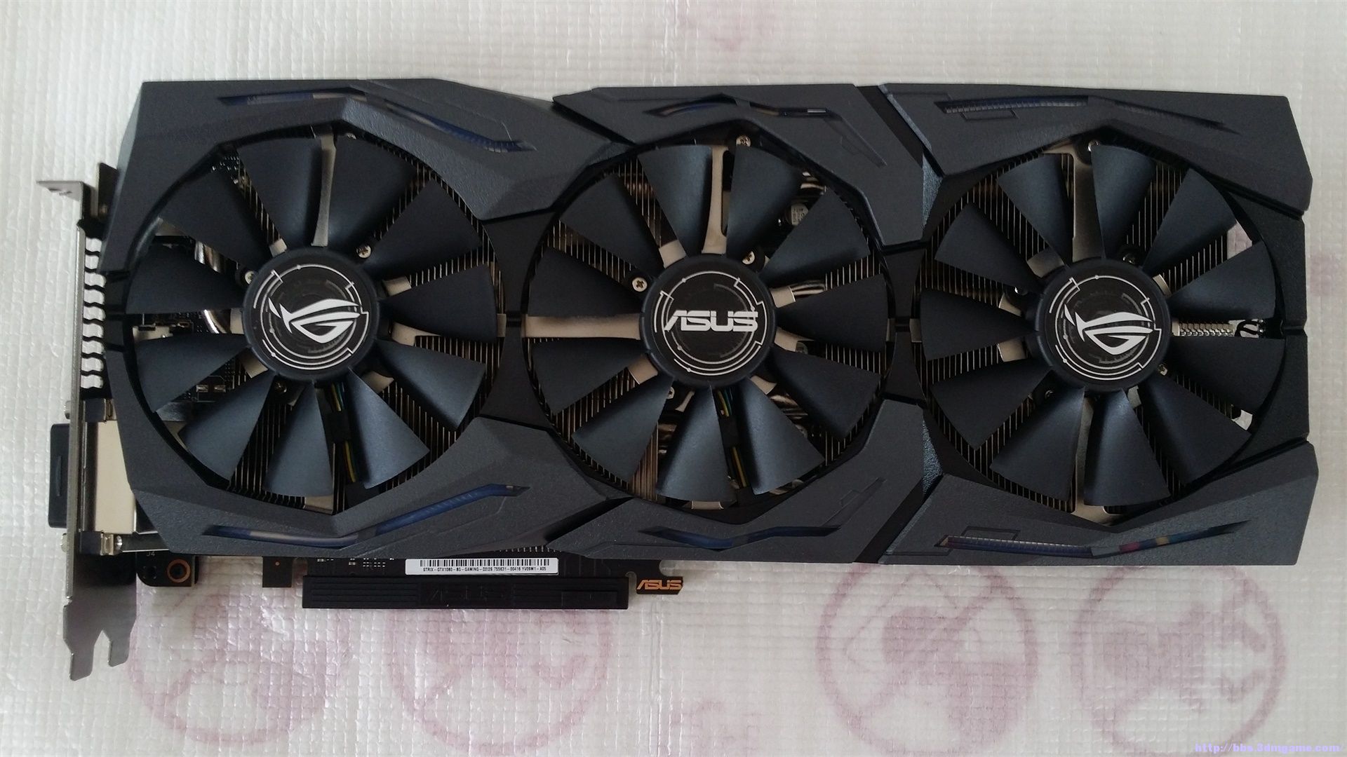 华硕(asus)rog-strix-gtx1080-8g-gaming刷o8g猛禽成功 对比简评