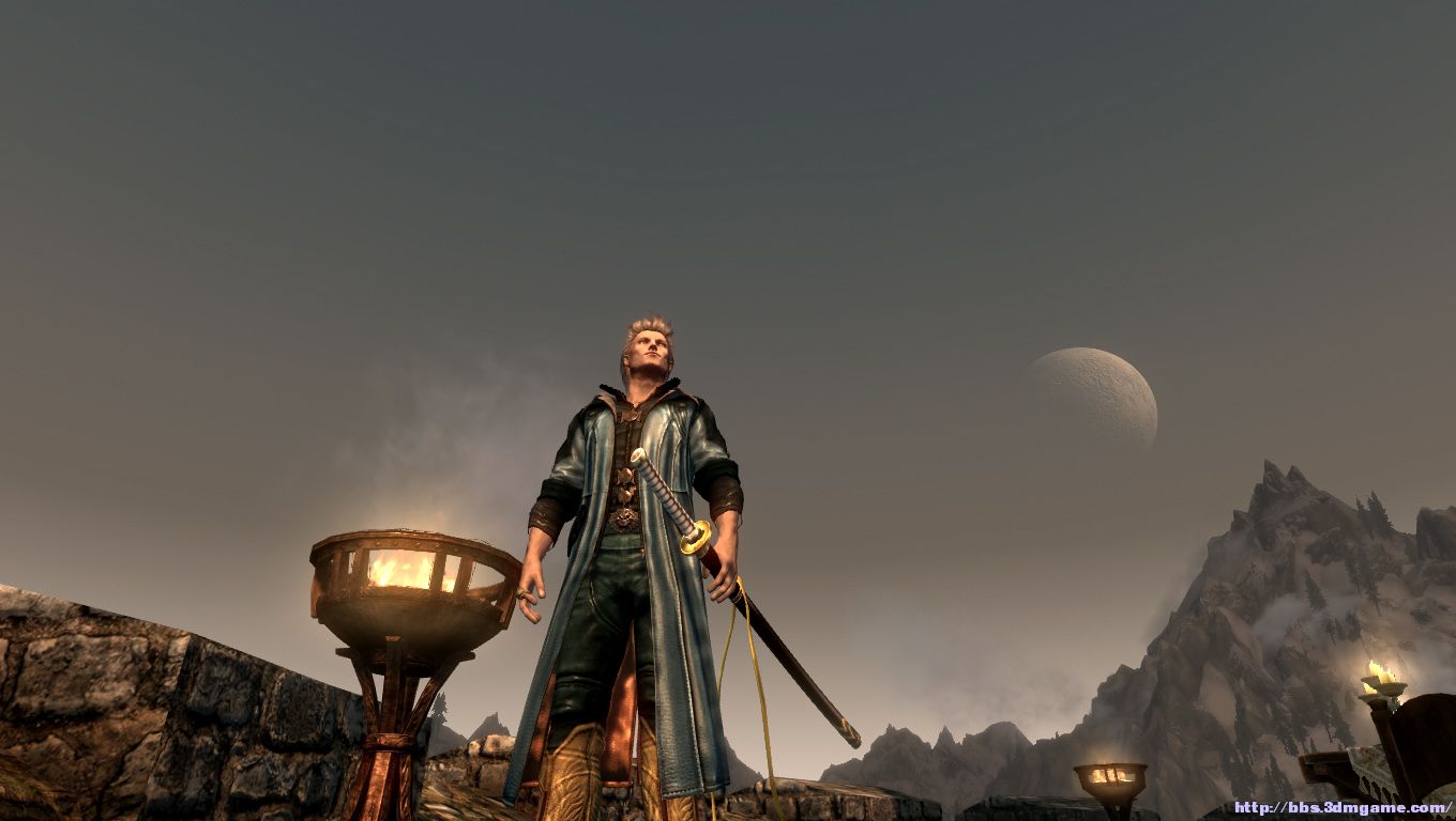 求助各位大神和潜在的大神,一个左手持刀的闲置动作