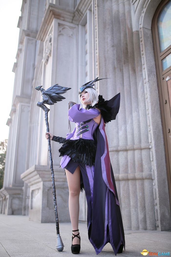 英雄联盟邪鸦魅影乐芙兰性感美腿美女cosplay