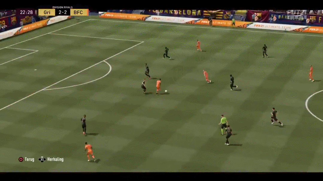 《FIFA 21》奇葩搞笑BUG：球员秒变超级马里奥
