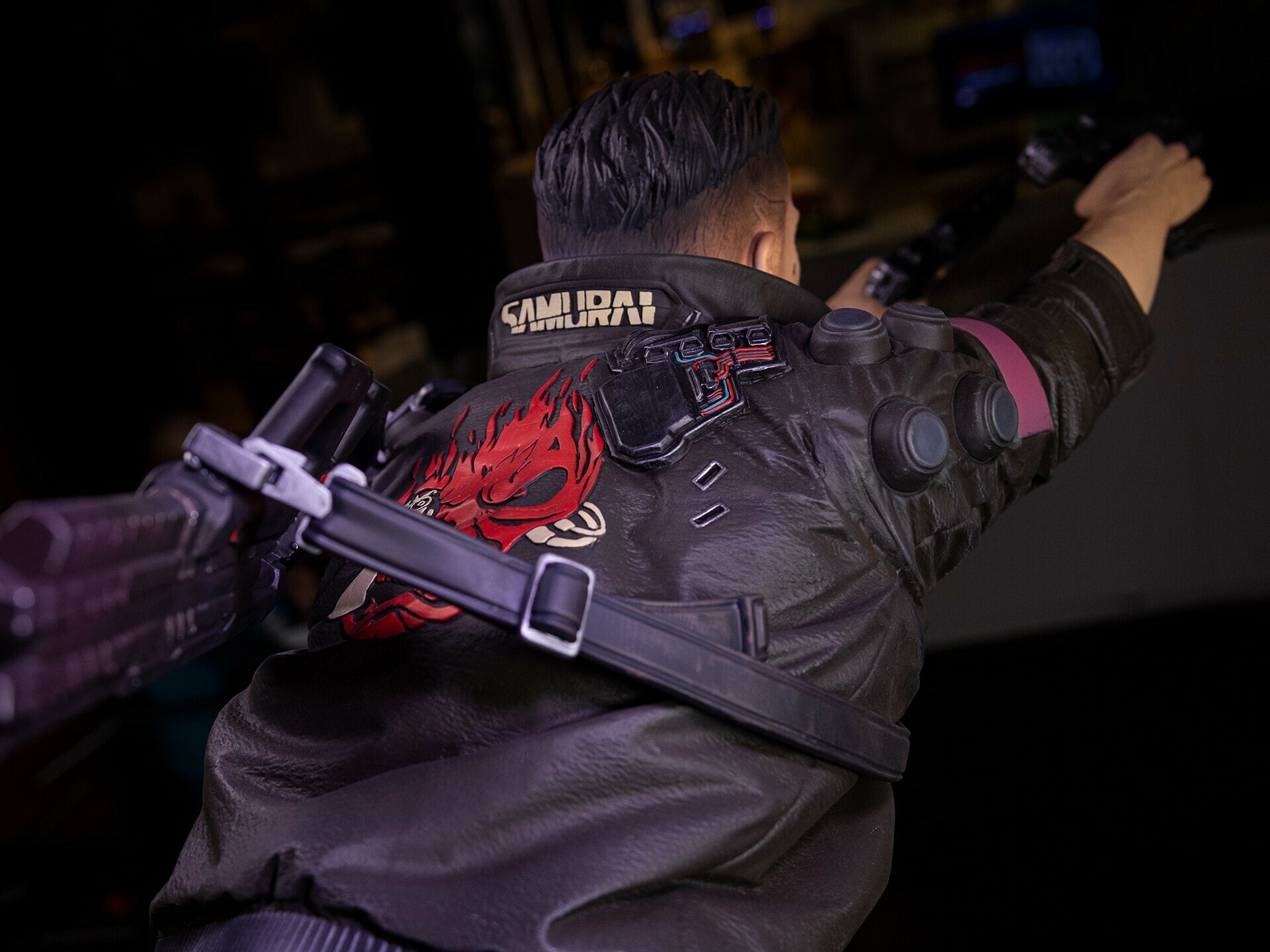 《赛博朋克2077》手办欣赏—— 穿越时空的少女希里, v 大战荒坂特工